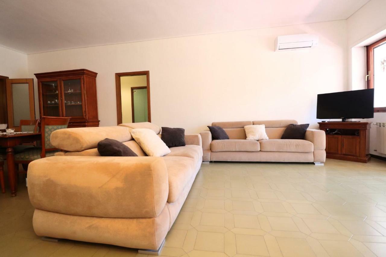 La Terrazza Parco Lauro Apartment Sorrento Bagian luar foto